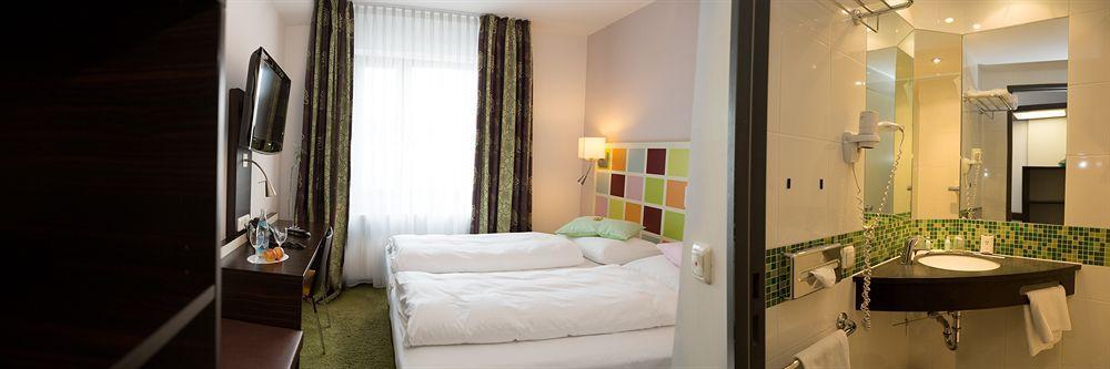 Hotel Arooma Erding Zewnętrze zdjęcie