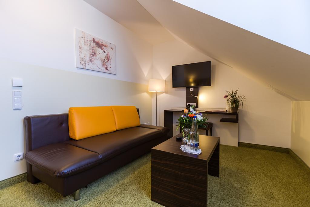 Hotel Arooma Erding Zewnętrze zdjęcie