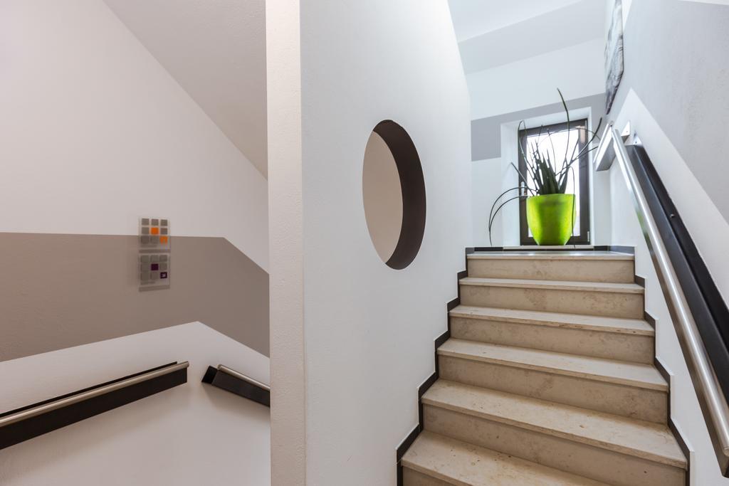 Hotel Arooma Erding Zewnętrze zdjęcie