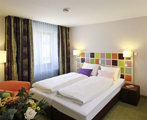 Hotel Arooma Erding Zewnętrze zdjęcie