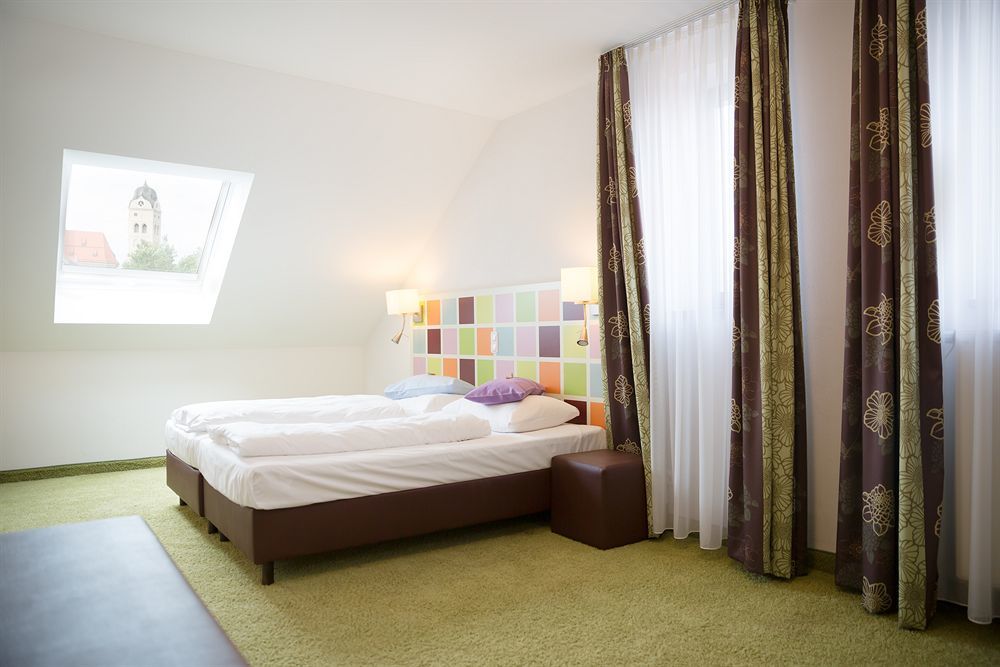 Hotel Arooma Erding Zewnętrze zdjęcie