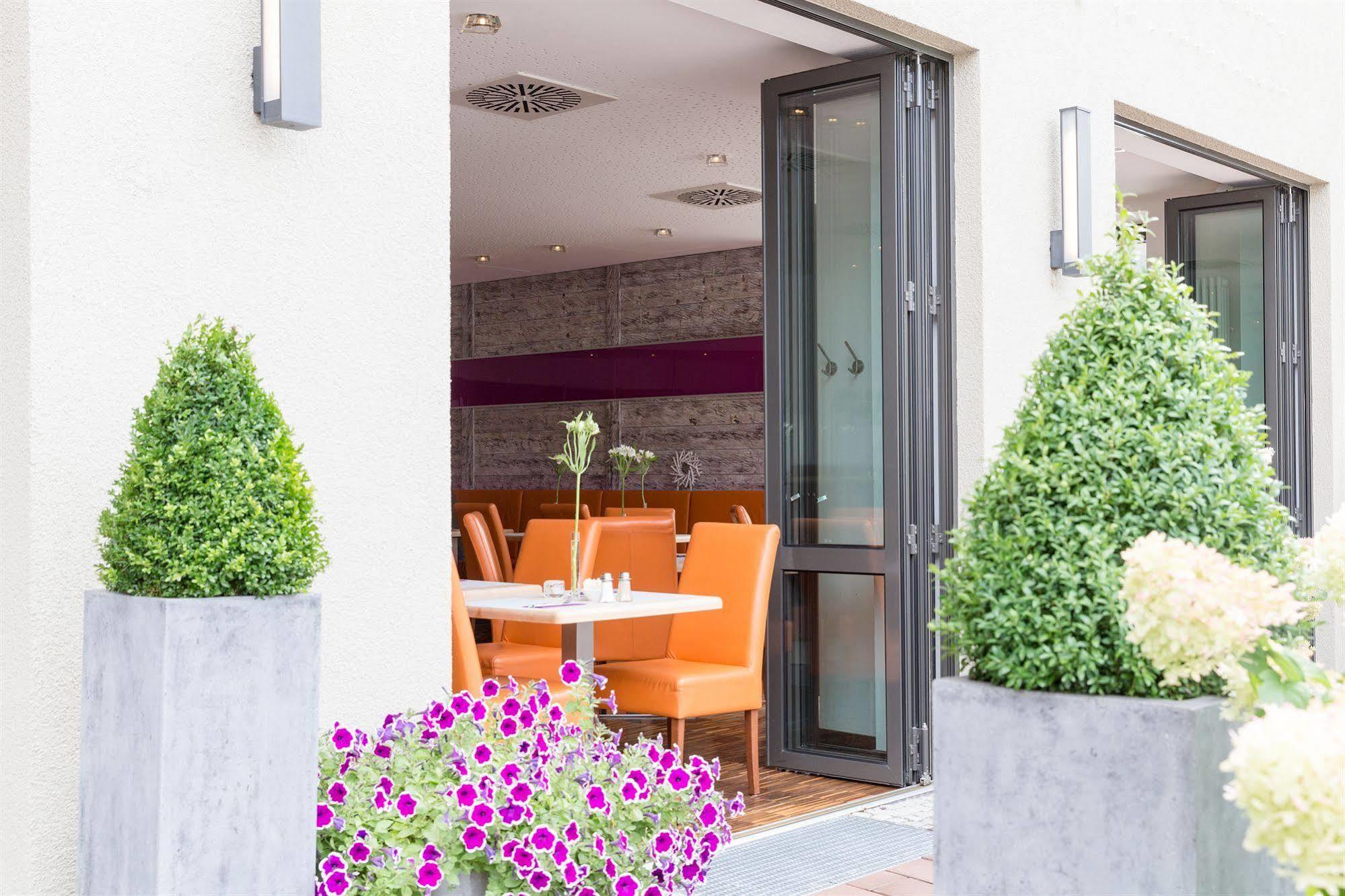 Hotel Arooma Erding Zewnętrze zdjęcie