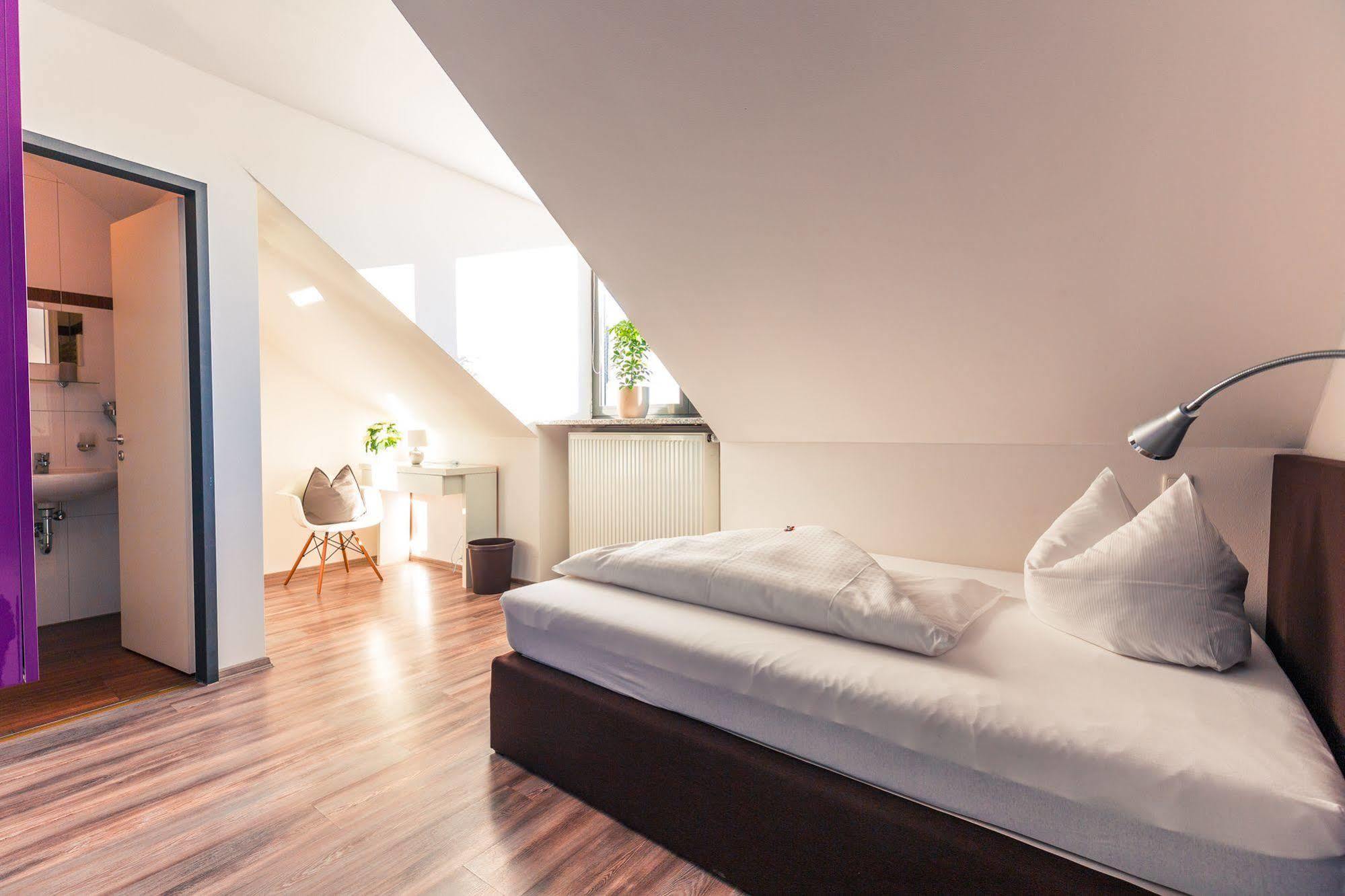Hotel Arooma Erding Zewnętrze zdjęcie