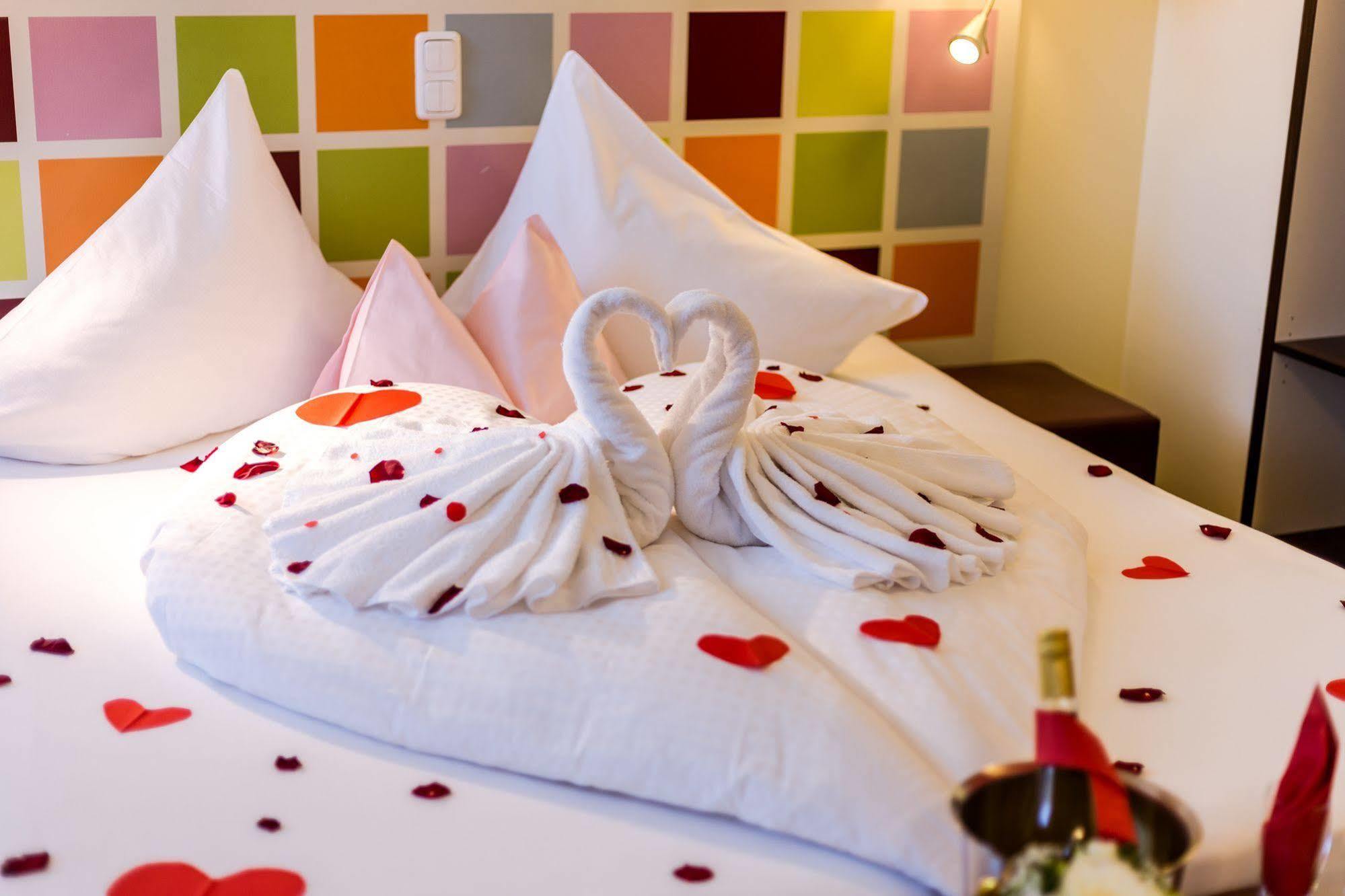 Hotel Arooma Erding Zewnętrze zdjęcie