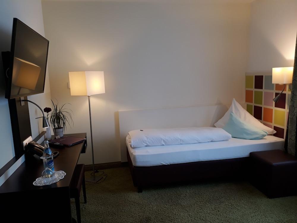 Hotel Arooma Erding Zewnętrze zdjęcie