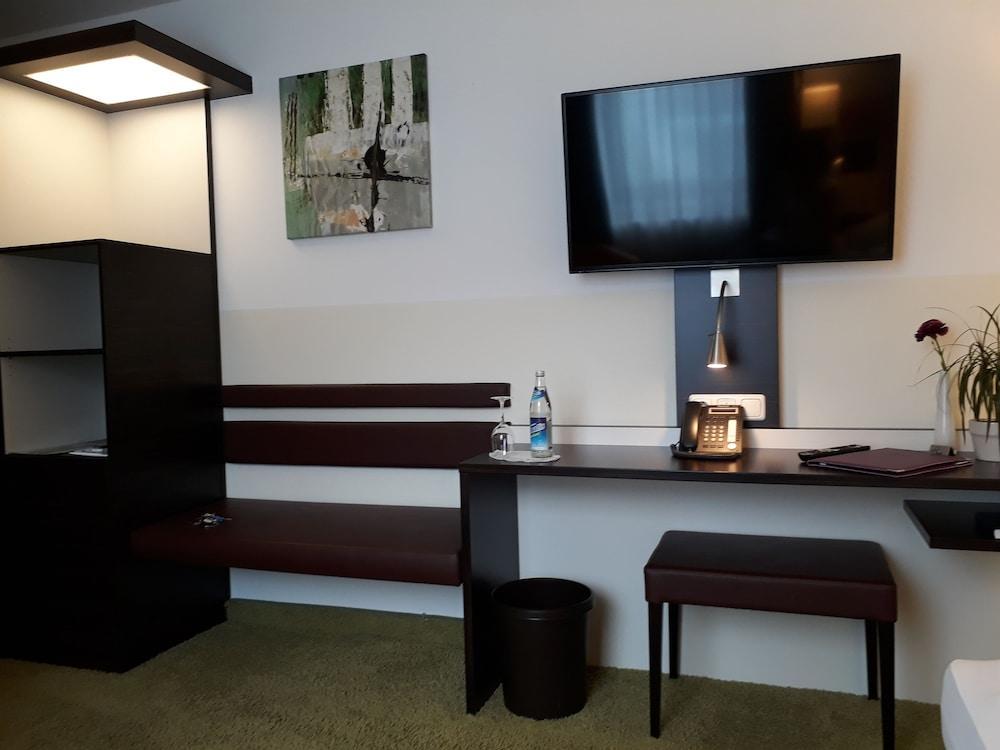 Hotel Arooma Erding Zewnętrze zdjęcie